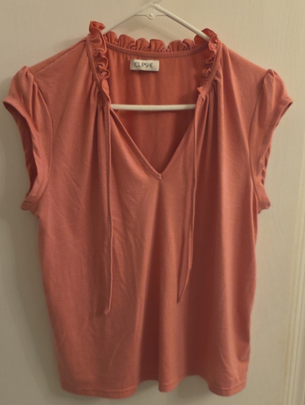 Cupshe Coral Tie-Neck Ruffle Sleeve Top